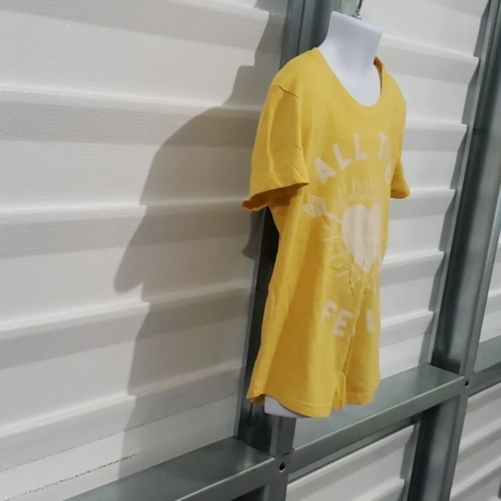 Old Navy brand‎ Tshirt Size 8